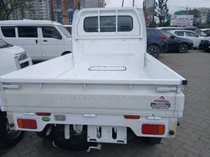 Suzuki Every 2019 White