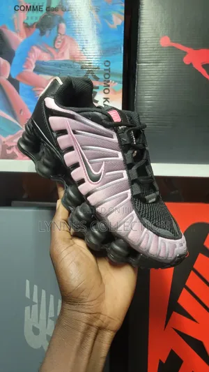 Nike Shox Pin. For Ladies