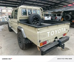 Toyota Land Cruiser 2018 Beige