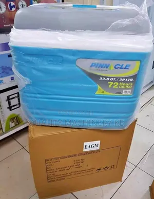 Portable 57l Pinnacle Cooler Box