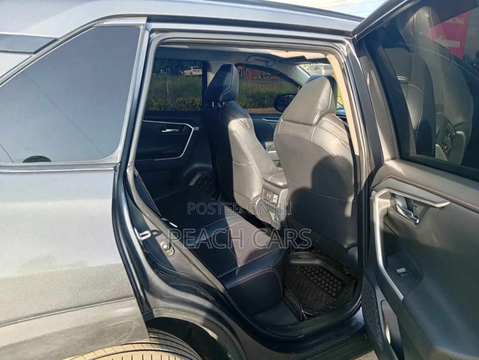Toyota RAV4 2019 Gray