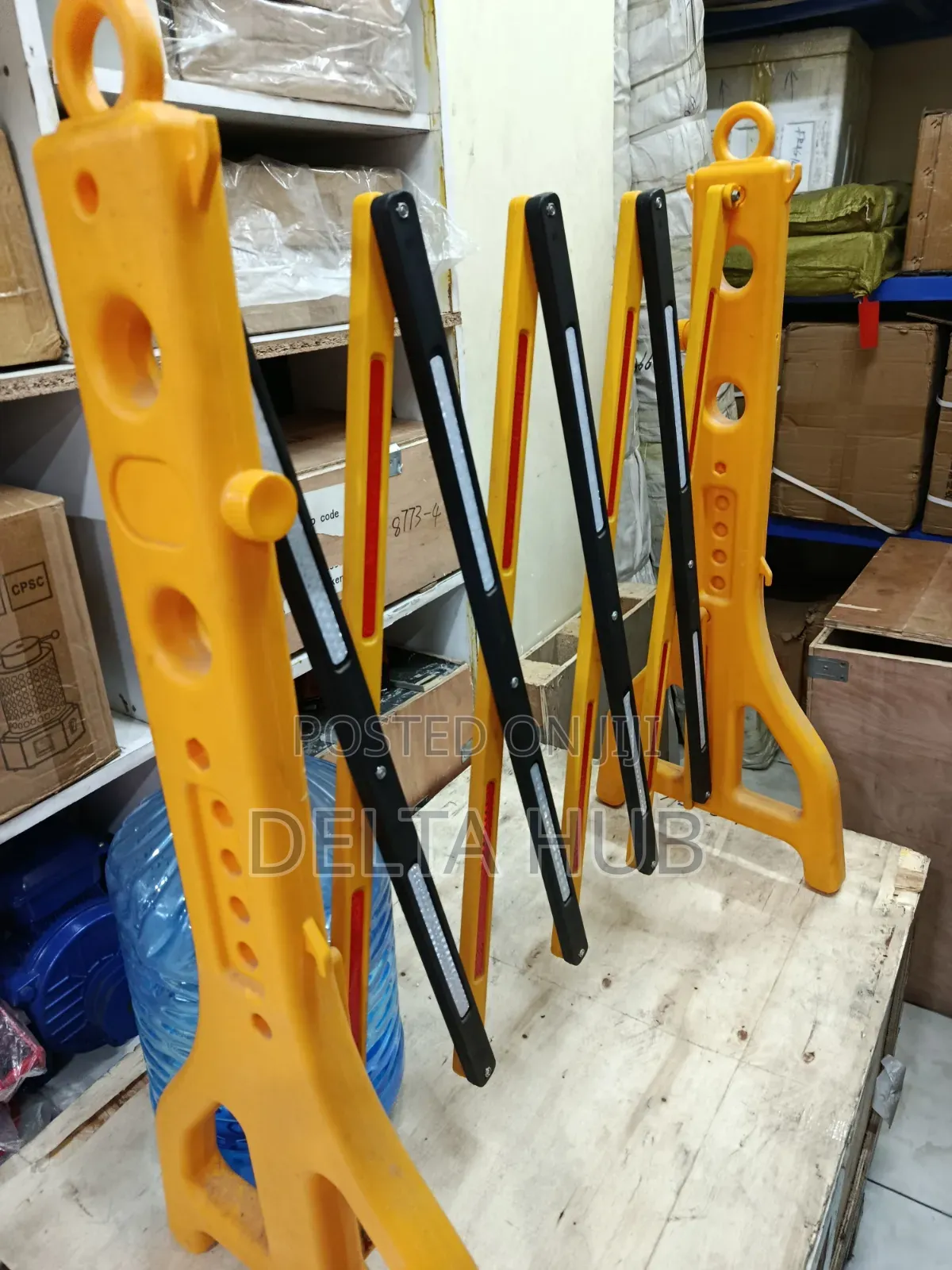 Scissor Gate