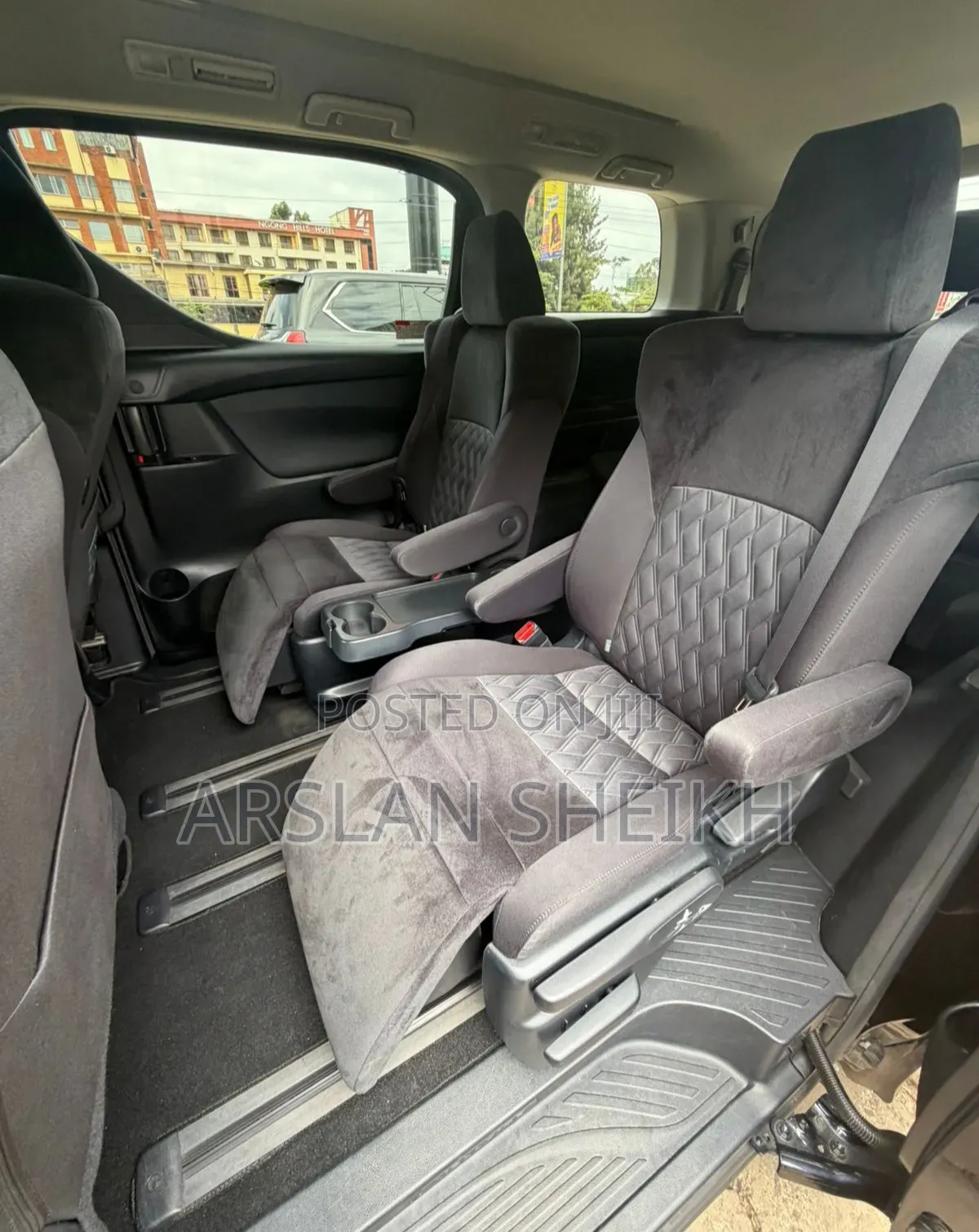 Toyota Alphard 2019 Black