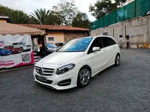 Mercedes-Benz B-Class 2017 White
