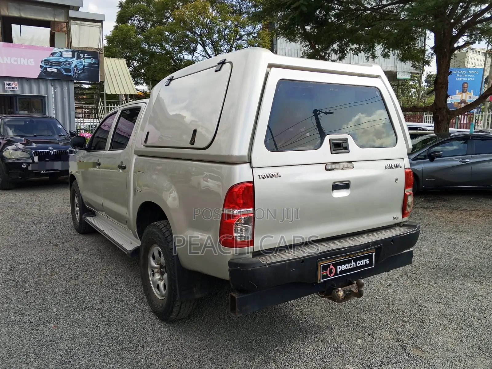 Toyota Hilux 2013 Silver