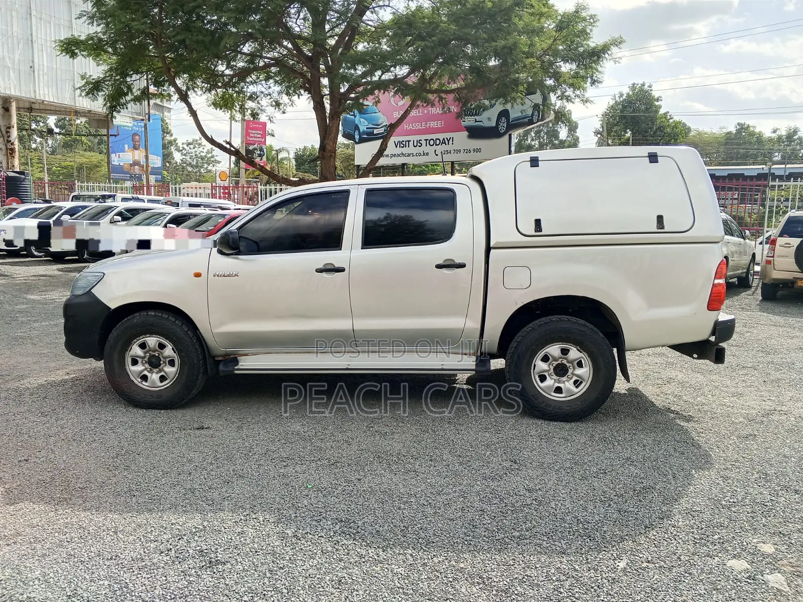 Toyota Hilux 2013 Silver