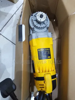 Heavy Duty and Well Performing Dewalt Angle Grinder
