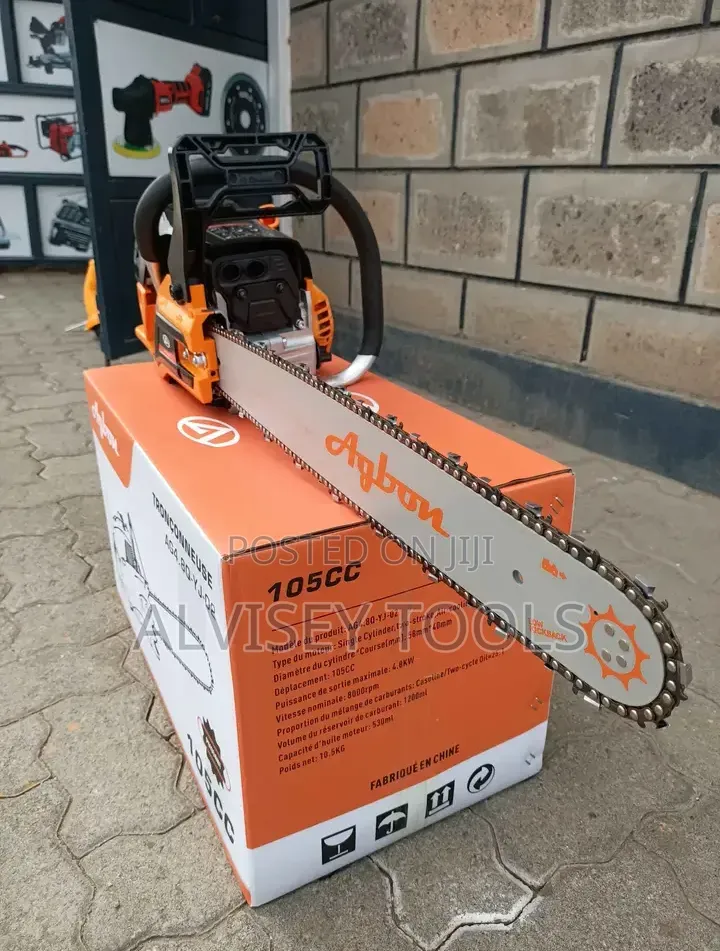 2 Stroke Engine Chainsaw 105cc