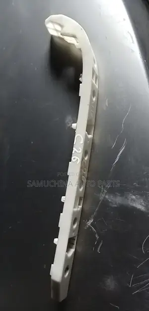 Rear Bumper Slide Nissan Serena C26