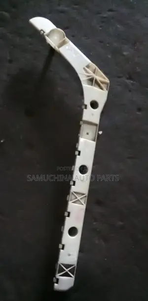 Rear Bumper Slide Nissan Sylphy Kg11
