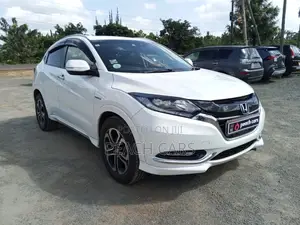 Honda Vezel 2017 White
