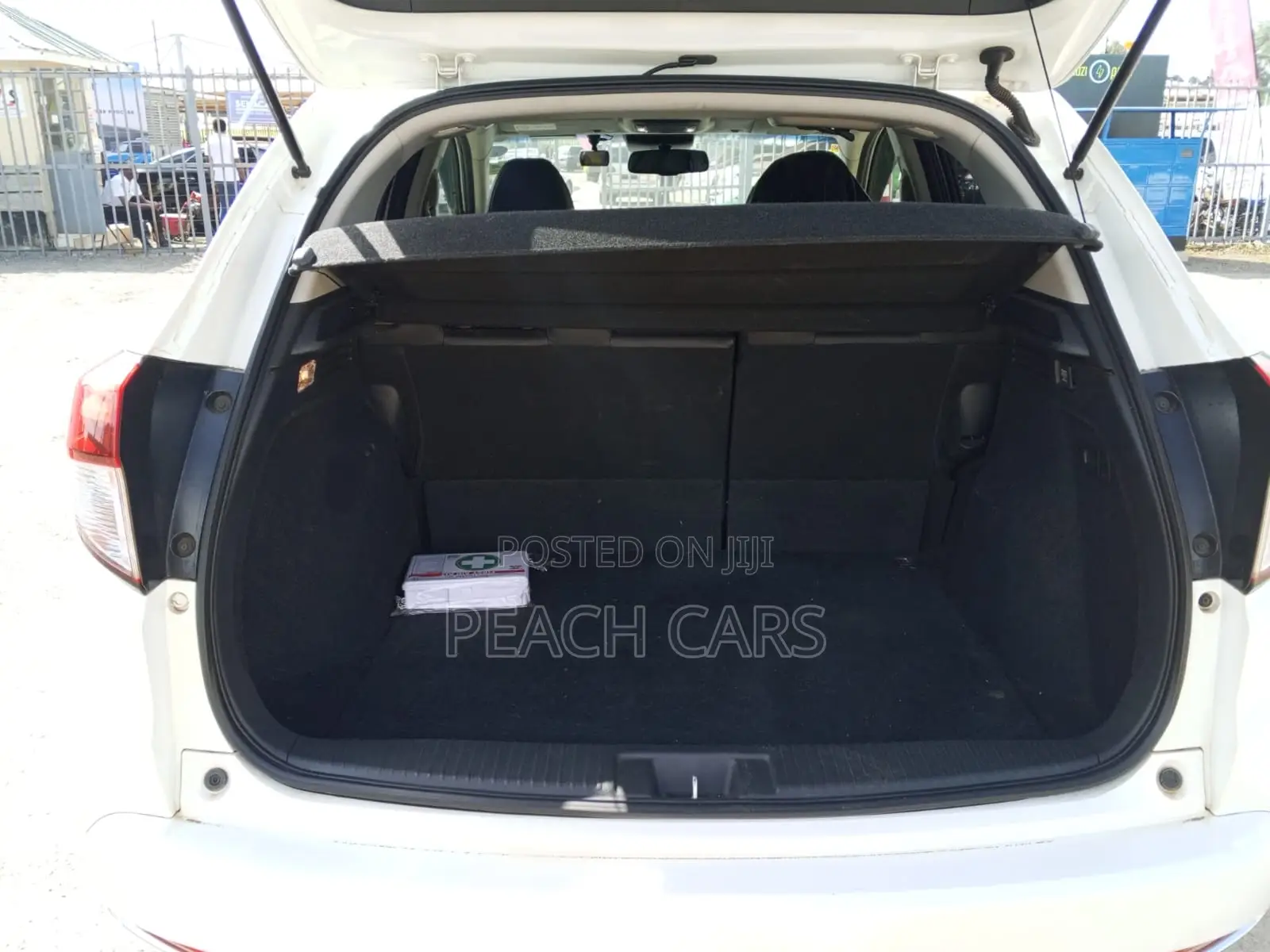 Honda Vezel 2017 White