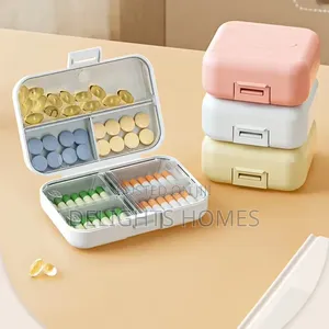 7-Grid Portable Pill Box_car