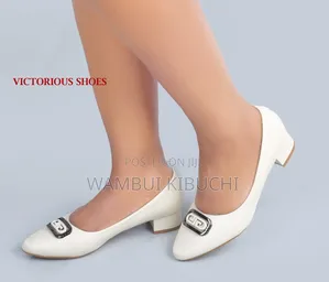 Low Heeled Shoes