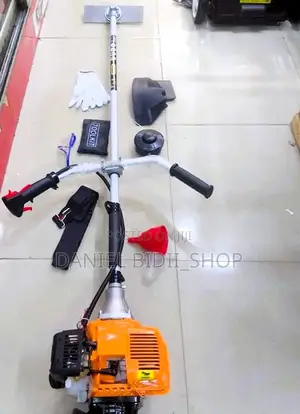 Dera 4 Stroke Brush Cutter