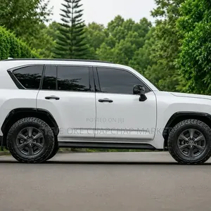 Lexus LX 2022 Teal