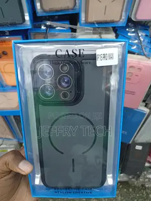 iPhone 15 Pro Max Fully Crystal Clear Variant Cover