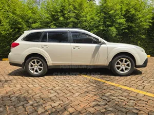 Subaru Outback 2014 White