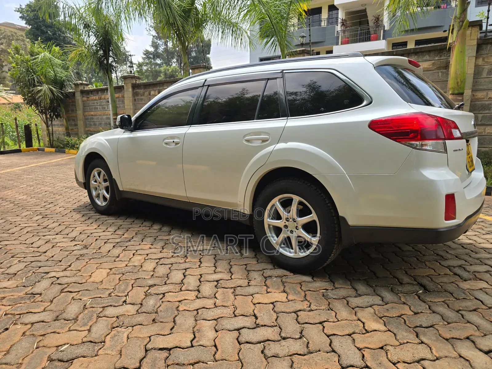 Subaru Outback 2014 White