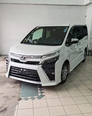 Toyota Voxy 2019 White