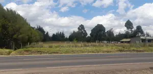 2 Acres Land, Touching Meru-Nanyuki Tarmac, Opp Peaks Hotel