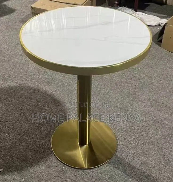 Round Table: Compact Round Negotiation Table