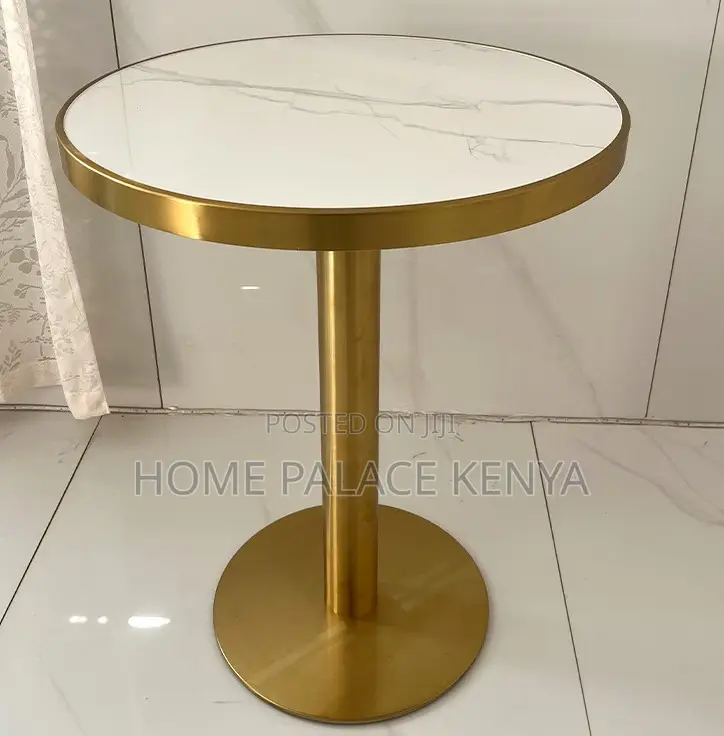 Round Table: Compact Round Negotiation Table