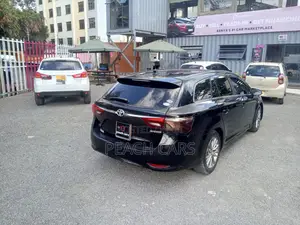 Toyota Avensis 2016 Black
