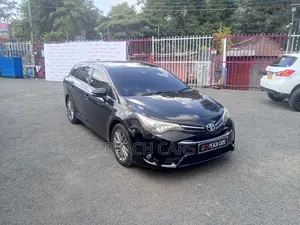 Toyota Avensis 2016 Black