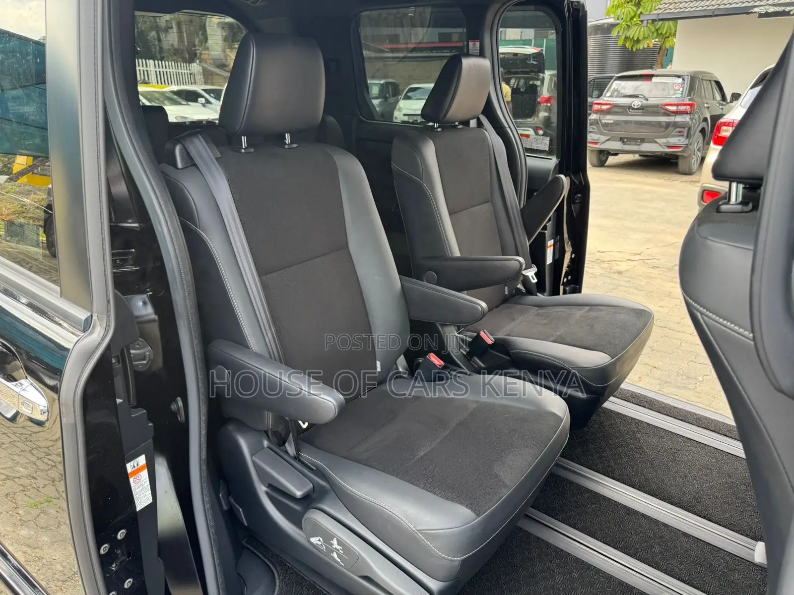 Toyota Noah 2019 Black