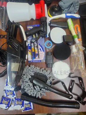 Detailing Brushes With Vacuum Cleaner