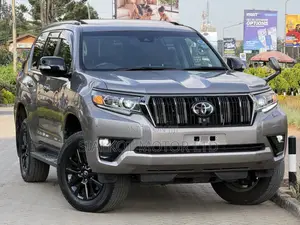 Toyota Land Cruiser Prado 2.7 2022 Gray