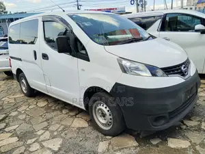 Nissan NV200 2019 White