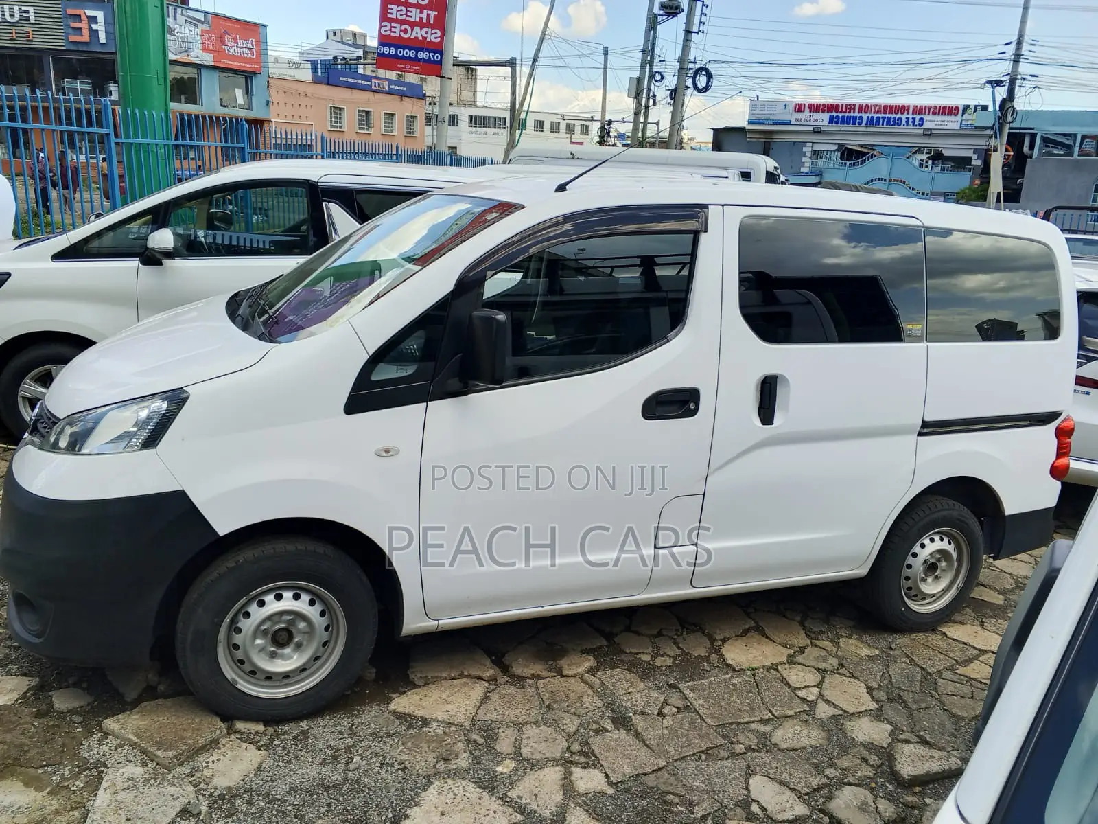 Nissan NV200 2019 White