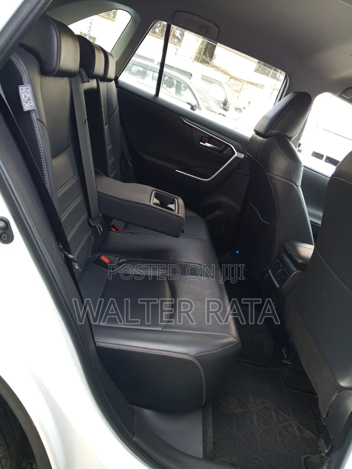 Toyota RAV4 2018 White