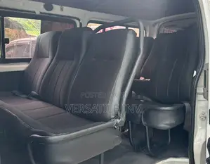 Toyota HiAce 2012 White
