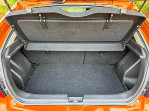 Suzuki Baleno 2018 Orange