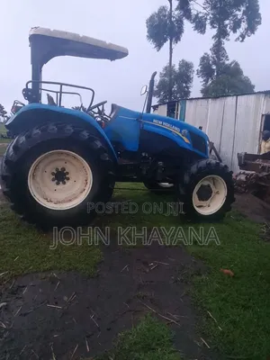 New Holland Tractor 4wd 2020