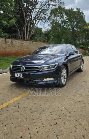 Volkswagen Passat 2016 Blue