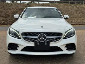 Mercedes-Benz C200 2019