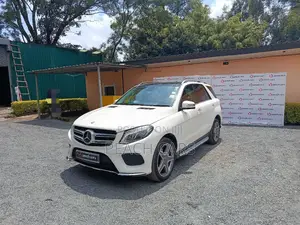 Mercedes-Benz GLE-Class 2017 White