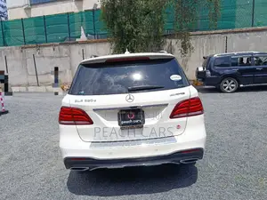 Mercedes-Benz GLE-Class 2017 White