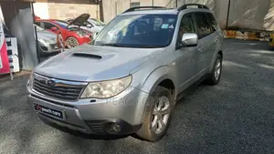 Subaru Forester 2010 Silver