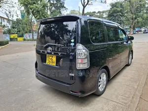 Toyota Voxy 2013 Black