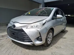 Toyota Vitz 2019 Silver