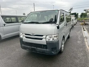 Toyota HiAce 2020 Silver