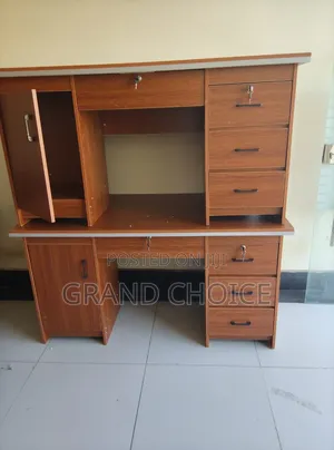Modern Office Executive Desk With Both Sode Storage