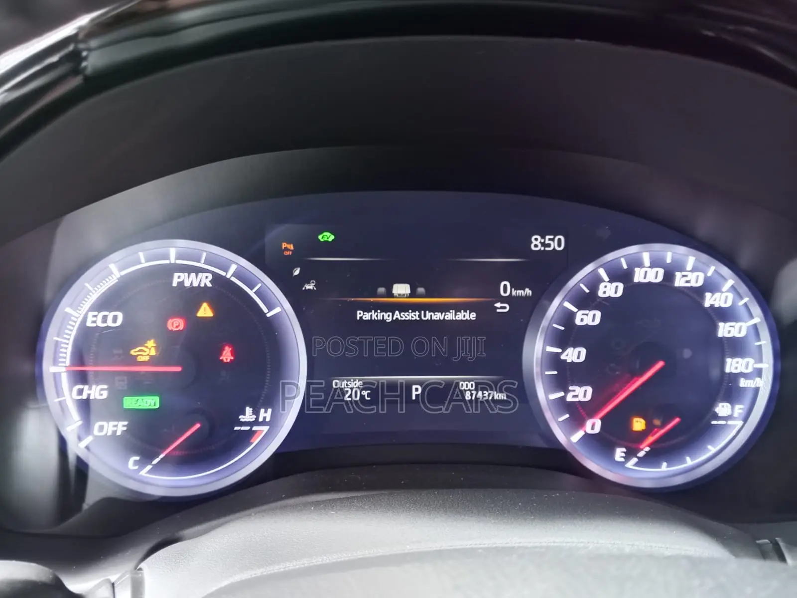 Toyota Crown 2018 Silver