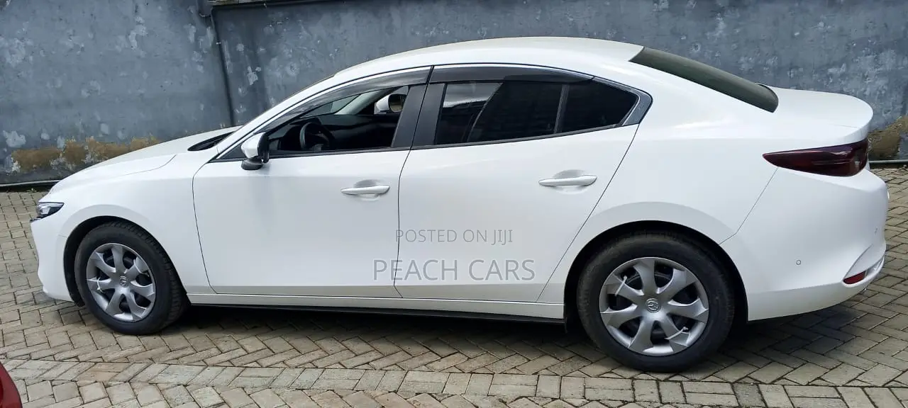 Mazda 3 2019 White