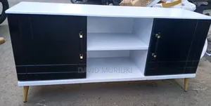 4.5 FTS Executive American Flats Tv Stand.